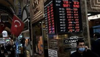 الليرة تدفع ثمن تدهور الاقتصاد التركي 
