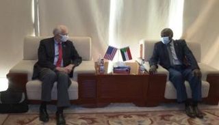 جانب من لقاء جادين علي عبيد ودونالد بوث