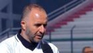 ممر شرفي وتصريحات عاطفية.. بلماضي يؤكد بقاءه مع منتخب الجزائر
