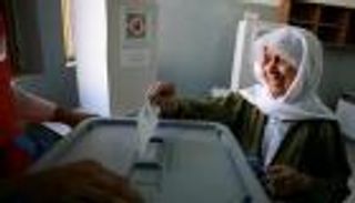 قائمة "فتح" .. مخاض متعثر يهدد انتخابات فلسطين