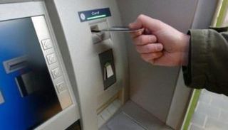 أسعار اليورو والدولار في الجزائر الأربعاء 31 مارس 2021