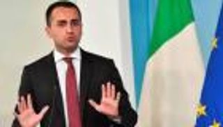 إيطاليا تطرد موظفين بسفارة روسيا.. وموسكو ترد