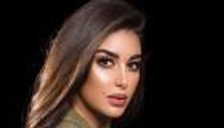 "كيم كاردشيان مصر".. ياسمين صبري تثير الجدل بإطلالة جديدة