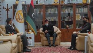 جانب من لقاء عقيلة صالح والسايح 