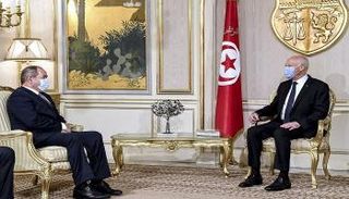 الرئيس التونسي خلال لقاء وزير الخارجية الجزائري