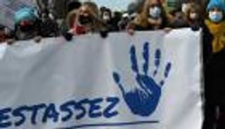 بعد مقتل 8 نساء.. تظاهرات حاشدة ضد العنف الأسري في كيبيك