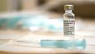 وفاة 7 أشخاص تلقوا لقاح "أسترازينيكا" في بريطانيا