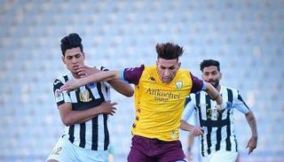 الديوانية ضد الطلبة