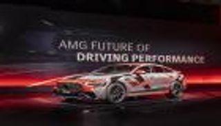 التيار الكهربائي يصل إلى موديلات مرسيدس AMG الرياضية