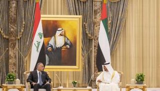 الشيخ محمد بن زايد آل نهيان والكاظمي