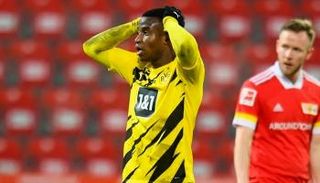 يوسف موكوكو لاعب دورتموند الواعد