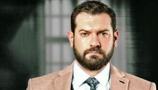 الفنان المصري عمرو يوسف 