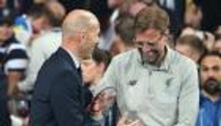 التشكيل المتوقع لمباراة ريال مدريد وليفربول.. من يجاور صلاح؟
