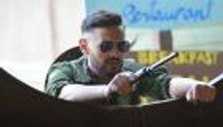 رامز جلال يفاجئ جمهوره بملصق "غير متوقع" لبرنامج رمضان