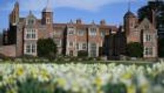 شبح كورونا يهدد بإغلاق المنازل التاريخية في بريطانيا