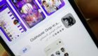 من الليرة إلى عون والحريري.. لبنانيون يبحثون أزماتهم على كلوب هاوس