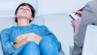 الصحة النفسية للناس تعرضت للانتهاك في آن واحد -أرشيفية