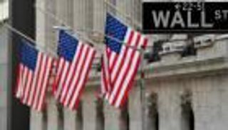 100 دولار وإجازات مدفوعة.. حوافز لتشجيع الموظفين على التلقيح