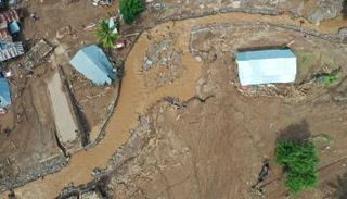 آثار إعصار سيروجا في إندونيسيا