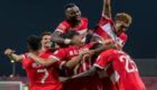 مكافآت بالجملة تحفز الوحدة السعودي في أول ظهور آسيوي