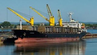 سفينة إيرانية- أرشيف