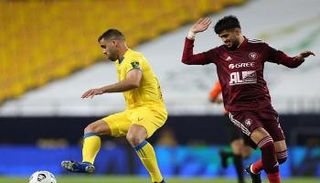 حمد الله خلال مباراة النصر والفيصلي