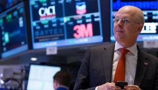 متداولون في بورصة نيويورك - رويترز