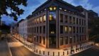 أكبر صندوق سيادي في العالم يدشن أولى خطواته بالطاقة المتجددة.. ما السر؟