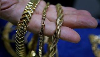 ذهب معروض للبيع - رويترز