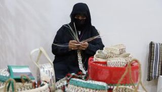 عائشة علي