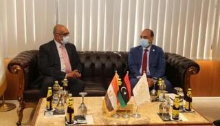 رئيس الوفد المصري وعميد بلدية بنغازي
