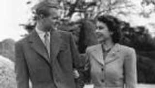 الأمير فيليب.. الدوق العصري سند الملكة