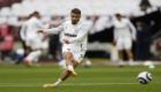 "الأفضل في العالم".. سعيد بن رحمة يغازل جماهير الجزائر 