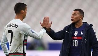 كريستيانو رونالدو مع كيليان مبابي