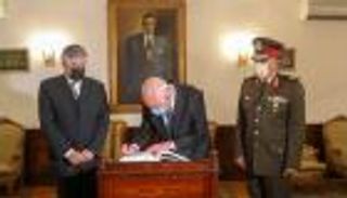 "حارقة لقلوب الإخوان".. كلمات مؤثرة لرئيس تونس بضريح "ناصر"