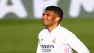 من الباب الخلفي.. كاسيمرو يدخل تاريخ الكلاسيكو في 55 ثانية