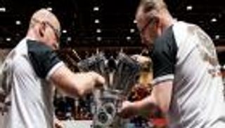 لأول مرة.. سيارات "كورفيت" الخارقة تستعين بقطع غيار إماراتية الصنع