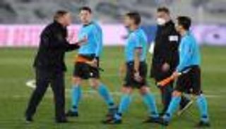 اللقطة الأكثر جدلا.. هل حسم التحكيم كلاسيكو ريال مدريد وبرشلونة؟