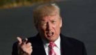 ترامب يهاجم زعيم الجمهوريين بالشيوخ.. "وظفت زوجته وزيرة ولم يشكرني"