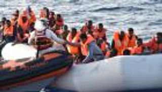 مصرع 34 مهاجرا بانقلاب مركبهم قبالة جيبوتي