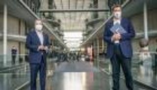 خلافة ميركل.. لاشيت يريد الحسم وزودر يراهن على الوقت