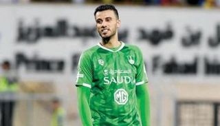 عمر السومة مهاجم الأهلي السعودي