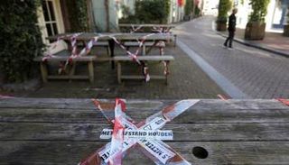 كورونا يفرض الإغلاق على مقاهي ومطاعم أمستردام في هولندا