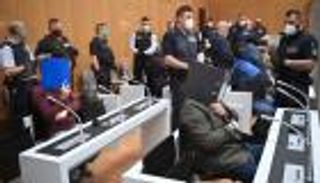 "الخلية إس".. هتلر حي في محاكمة ألمانية