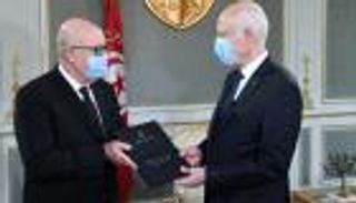 شبح الإخوان.. رئيس تونس يفتح ملف الأموال المشبوهة