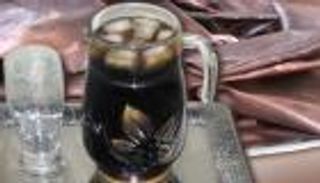 "الحلو مر" السوداني.. مشروب رمضاني لم يتغير طعمه