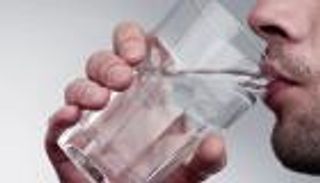 كيف تتجنب العطش في رمضان؟