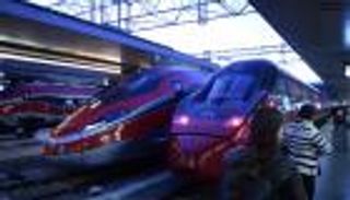 إطلاق خط سكك حديدية "خالٍ من كورونا".. متاح لفئة واحدة