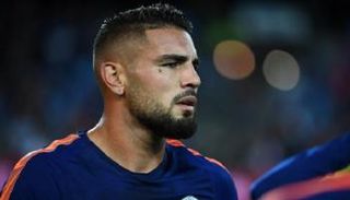 أندي ديلور مهاجم فريق مونبيلييه الفرنسي ومنتخب الجزائر