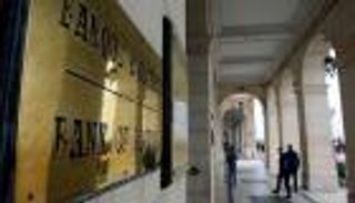 أسعار اليورو والدولار في الجزائر اليوم السبت 17 أبريل 2021